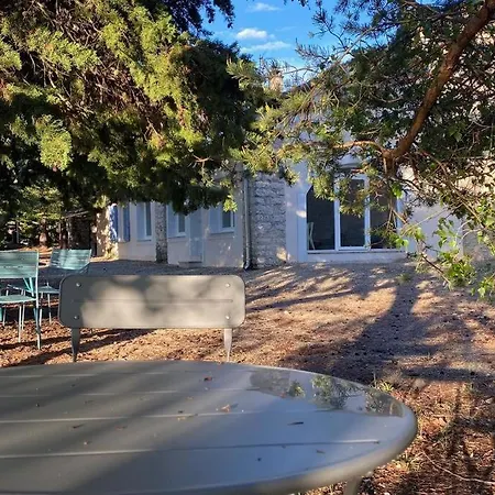 Nature & Bien-etre Avec Piscine Holiday home